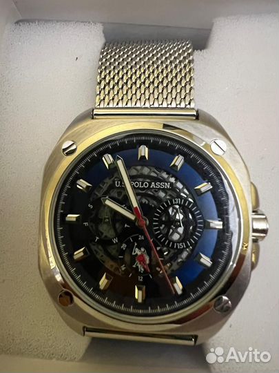 Часы наручные