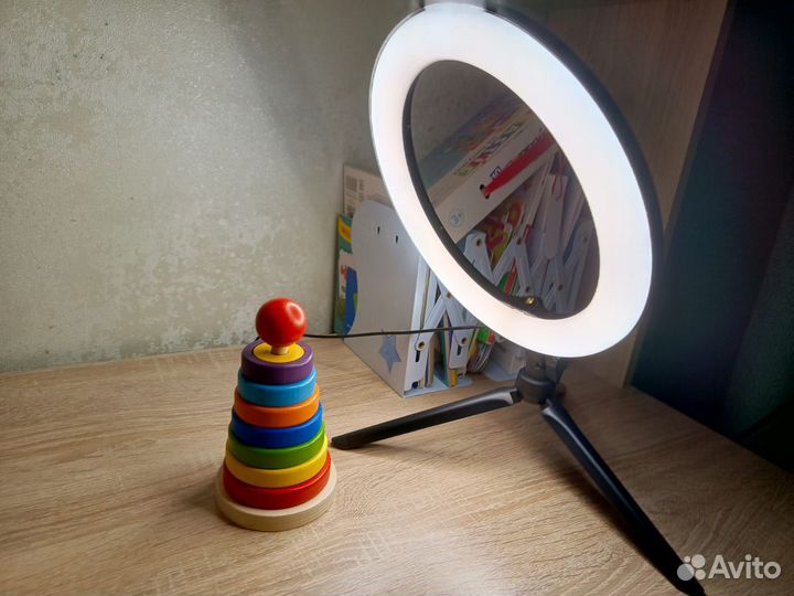 Кольцевая лампа + Штатив настольный