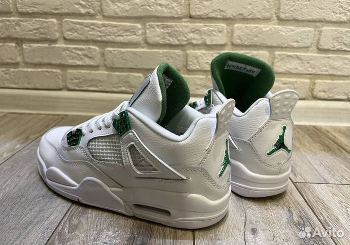 Кроссовки Nike Air jordan 4 Retro Green Metallic