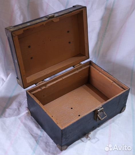 Коробка старинная