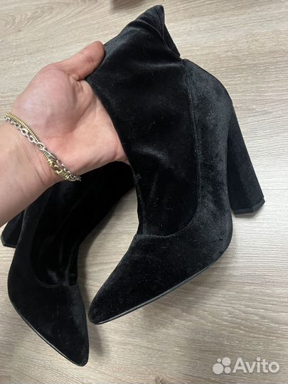 Ботильоны бархатные 35.5