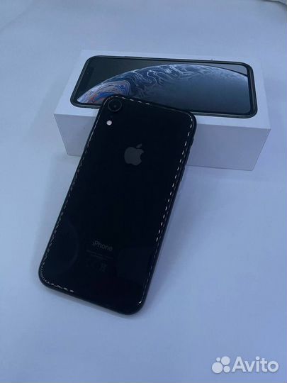 iPhone Xr, 64 ГБ