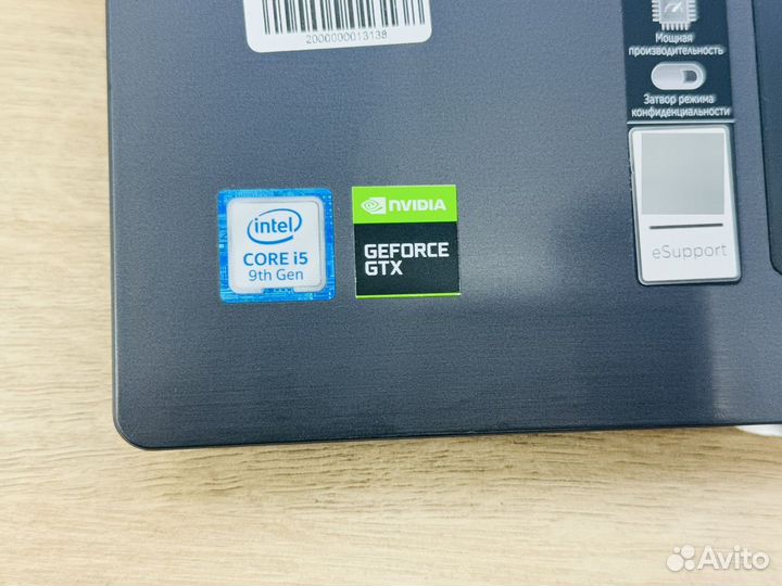 Игровой ноутбук Lenovo 17.3 Core i5-9300H/GTX 1650