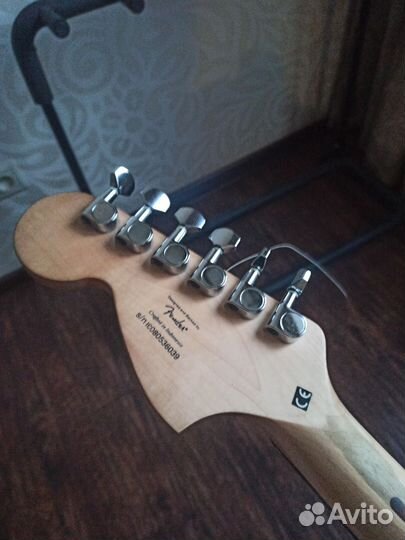 Электрогитара squier deluxe hot rails Stratocaster
