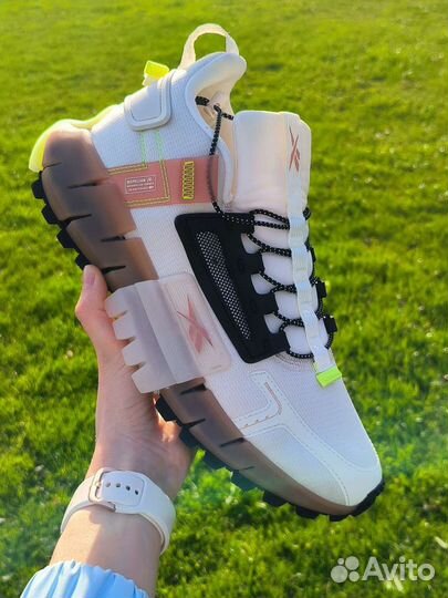 Кроссовки Reebok zig kinetika