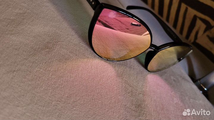 Солнцезащитные очки женские