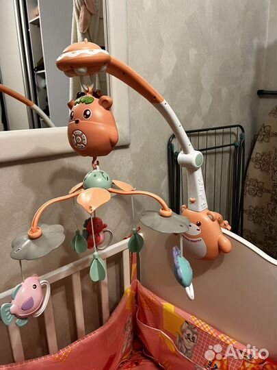 Музыкальный мобиль в кроватку с проектором