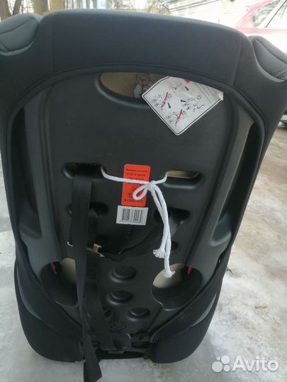 Автомобильное детское кресло 9 - 36 кг