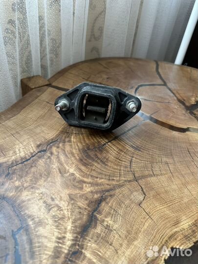 Опора кпп для Honda Accord 8