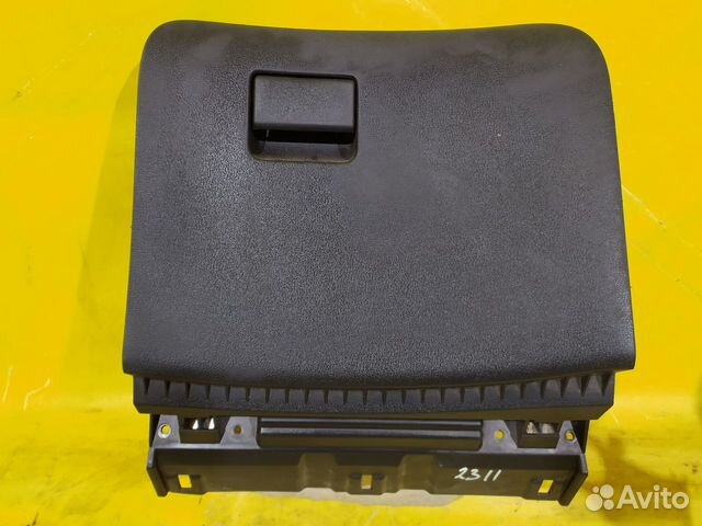 Бардачок Nissan Juke Ниссан жук