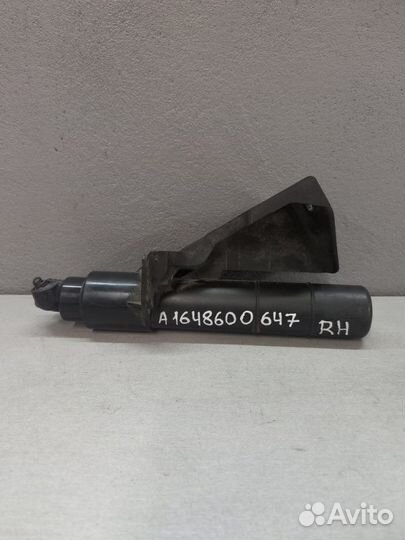 Форсунка омывателя фар правая Mercedes Benz