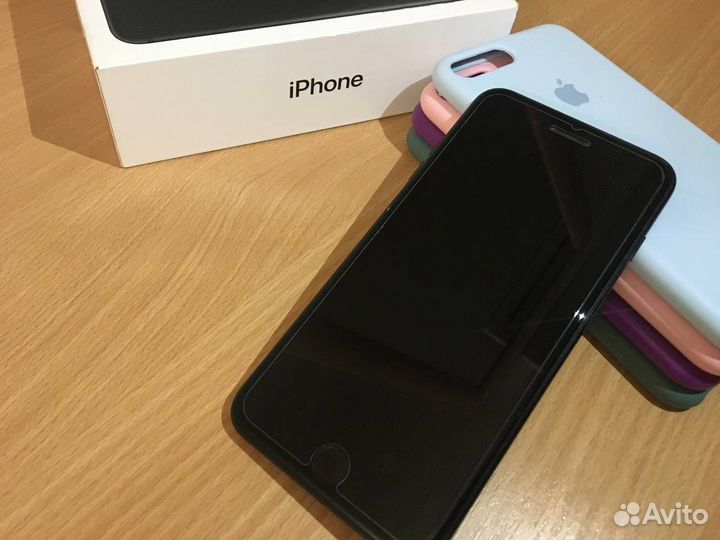 Телефон iPhone 7 plus