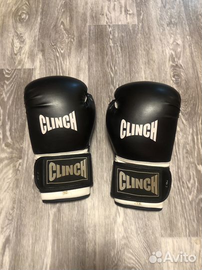 Боксерские перчатки clinch 12oz everlast adidas