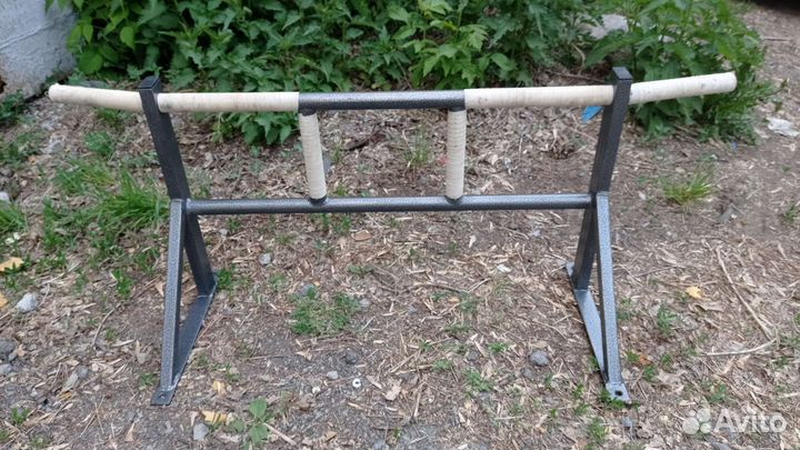 Турник на стену