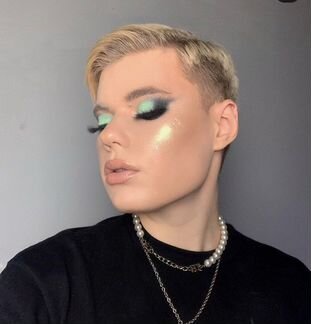 Грим, визажист, стилист