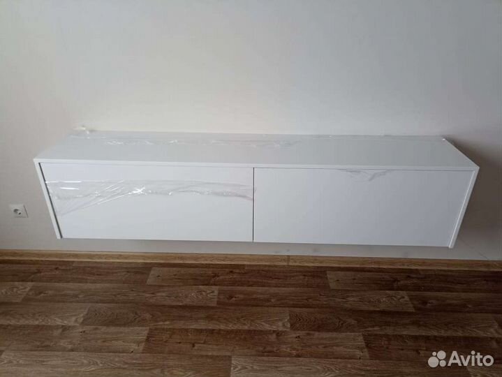 Тумба навесная под телевизор