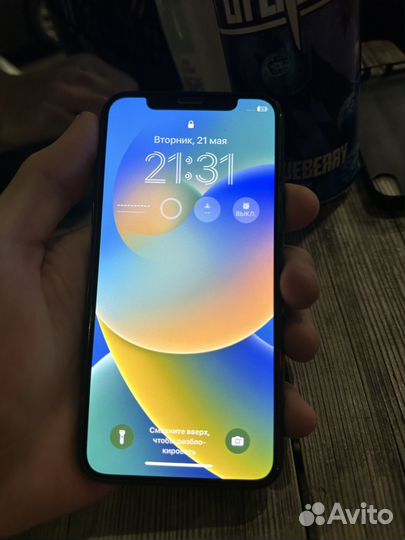 iPhone X, 64 ГБ