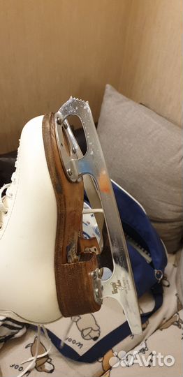 Фигурные коньки wifa