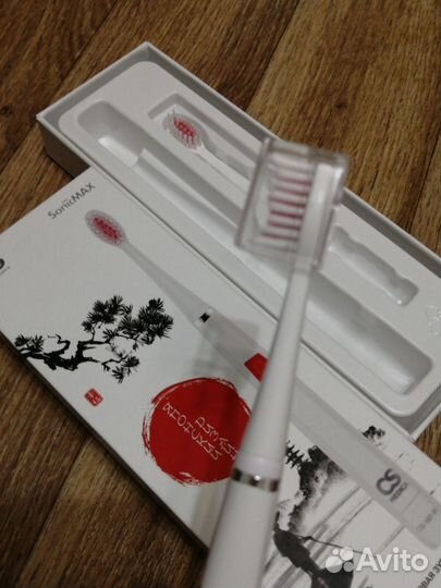 Звуковая зубная щетка