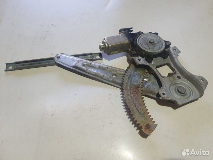 Стеклоподъемник задний правый Nissan March AK12