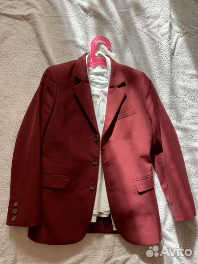 Пиджак бордовый для мальчика 134/32