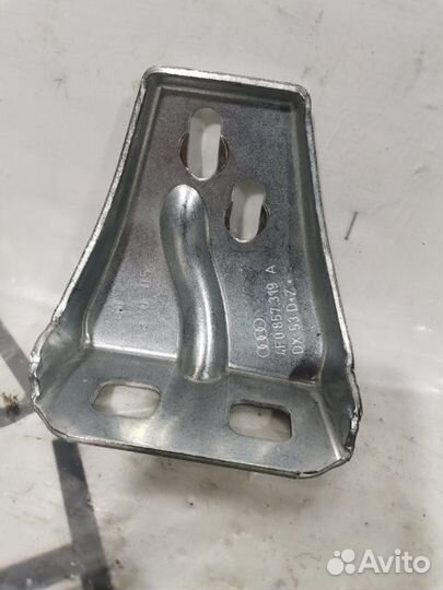 Кронштейн панели приборов Audi A6 (C6,4F) 2005-20