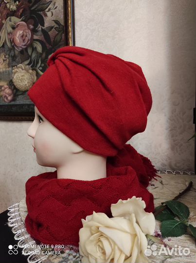 Женская шапка-чалма красная