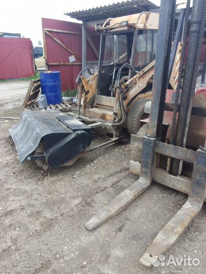 Мини-погрузчик Уралвагонзавод ПУМ-500, 2000