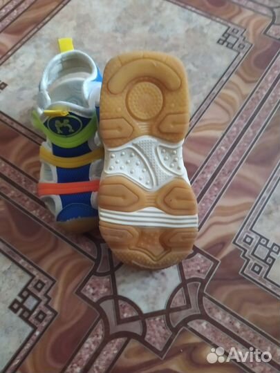 Сандали