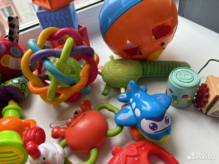 Развивающие игрушки пакетом