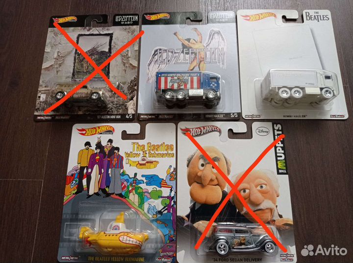 Hot Wheels Premium 1/64 (5)