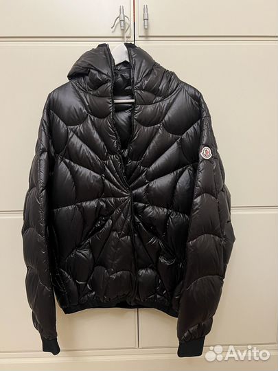 Пуховик Moncler Spider Man