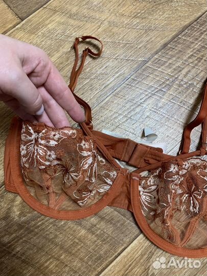 Бюстгальтер