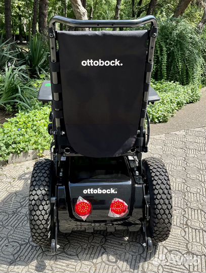Коляска инвалидная с электроприводом Ottobock B400
