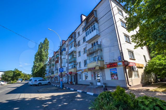 1-к. квартира, 38 м², 3/5 эт. в аренду Армавире | Снять квартиру | Авито