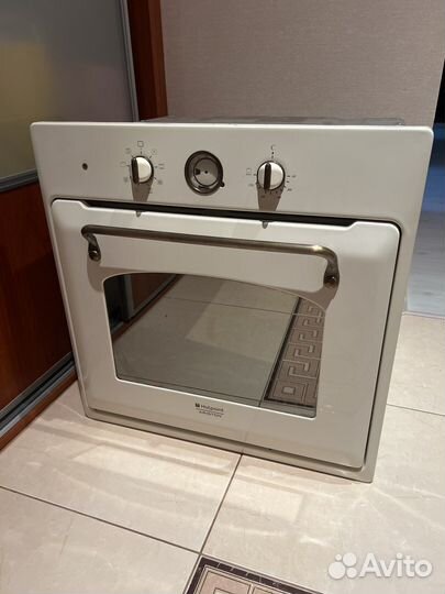 Духовой шкаф