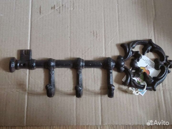 Ключница чугунная