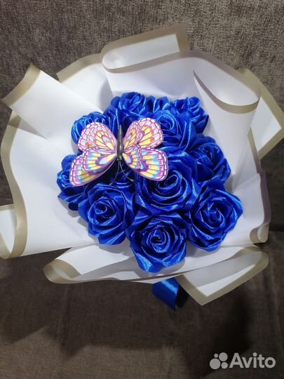 Букет из атласных роз