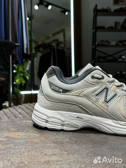 Кроссовки New Balance 2002R новые