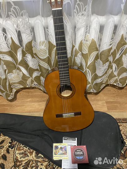 Гитара Yamaha c40