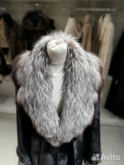 Шуба норковая с лисой новая 46 48 размер