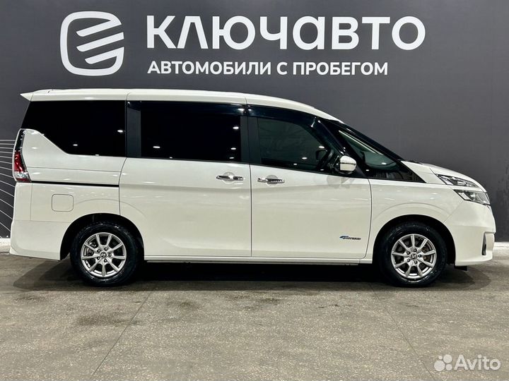 Nissan Serena 2.0 CVT, 2018, 107 800 км