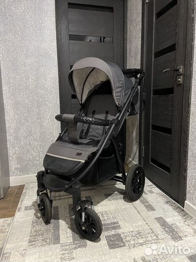 Прогулочная коляска буBubago Cross Air