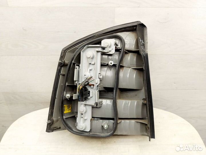 Фонарь задний правый Opel Vectra C 2002-2008