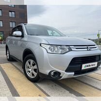 Mitsubishi Outlander 2.0 CVT, 2014, 123 000 км, с пробегом, цена 1 645 000 руб.