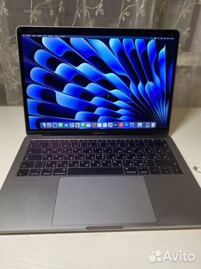 Apple macbook pro 13 2017 256gb