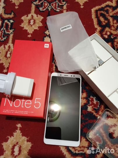 Xiaomi Redmi Note 5, 3/32 ГБ