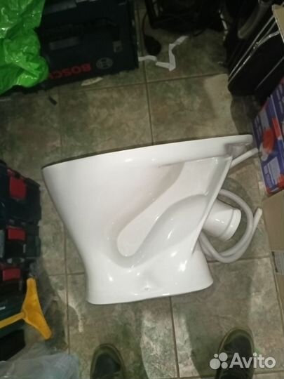 Унитаз новый без бачка