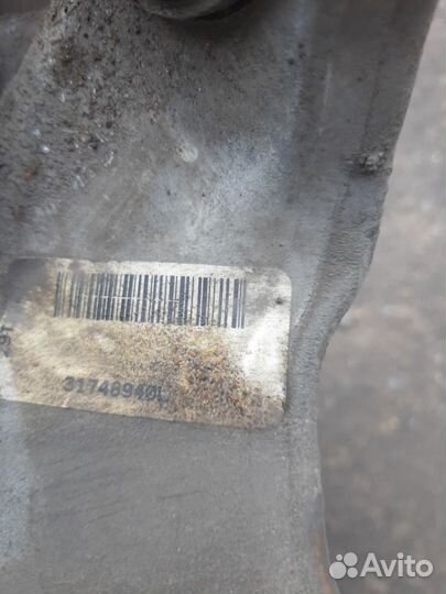 Кулак задний левый Mercedes C-Class W205 651.921