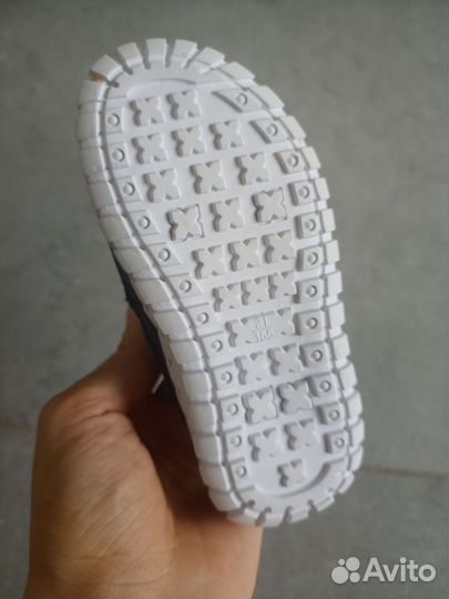 Детская обувь